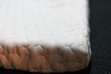 Load image into Gallery viewer, Lash Bed Topper